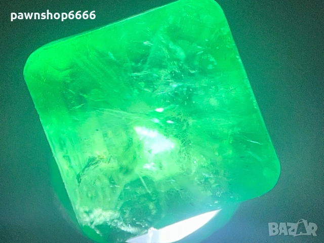 Продавам естествен изумруд 1,85 карата демонтиран от златни обеци, снимка 16 - Други - 52748549