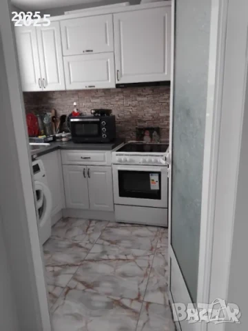 Продава се едностаен апартамент в центъра, снимка 1