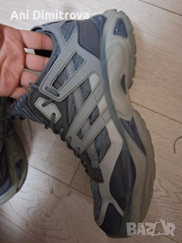 Маратонки Guess, снимка 5 - Маратонки - 52991984