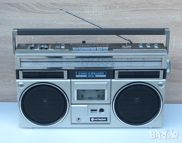 Корекомско Хитачи в прекрасно състояние! Обслужен в сервиз