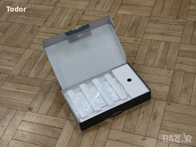 Безжичен двубандов гигабитов рутер ZTE Router T3000 WiFi 6 AX3000, снимка 3 - Рутери - 53078650