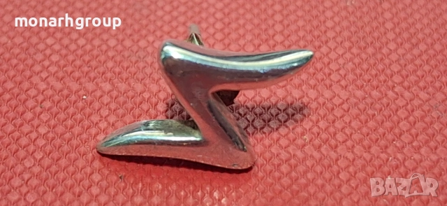 Сребърна обеца