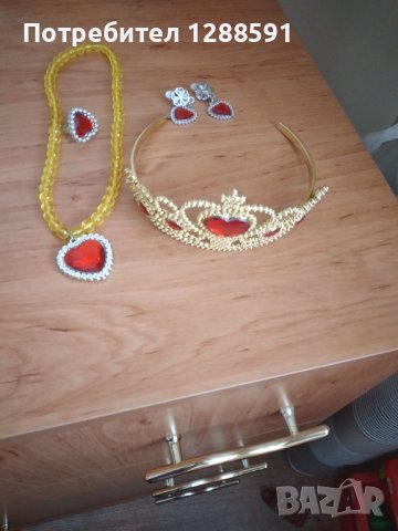 Красива рокля, снимка 2 - Детски рокли и поли - 42911282