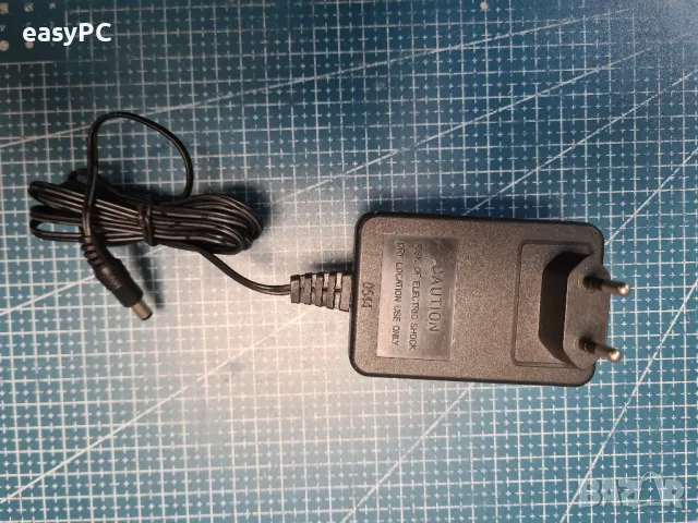 Оригинален захранващ адаптер SPEEDPORT W 500V / 500V 1 48160090-C5 16V 900mA , снимка 3 - Друга електроника - 48472528