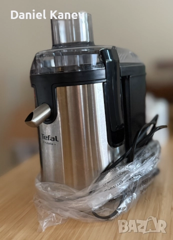 Сокоизтисквачка Tefal Frutelia Metal ZE420, снимка 2 - Сокоизстисквачки и цитрус преси - 51570045