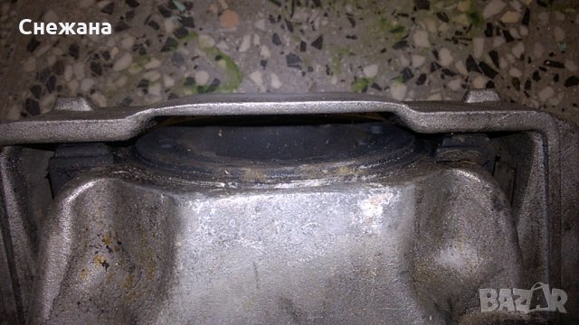 Тампон за двигателя Ford C-Max 2003-2007 2.0 TDCi 136кс, снимка 4 - Части - 35657682