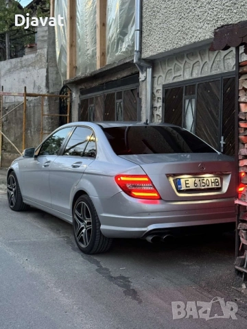 Mercedes-Benz C 220