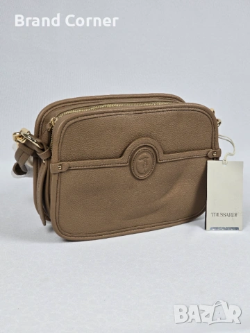 🇮🇹 Италианска класа! Нови чанти и раници Trussardi – Разнообразие от модели, снимка 10 - Чанти - 54276446