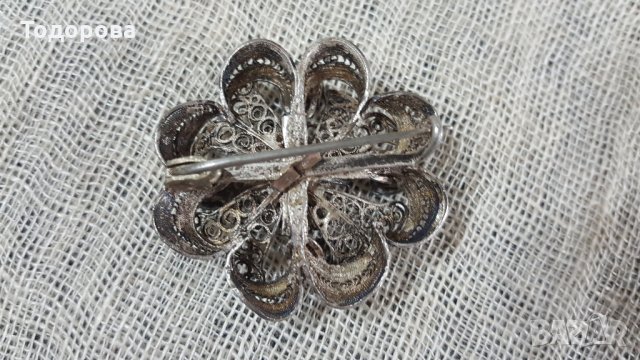 Старинна сребърна филигранна брошка, снимка 2 - Антикварни и старинни предмети - 31031175