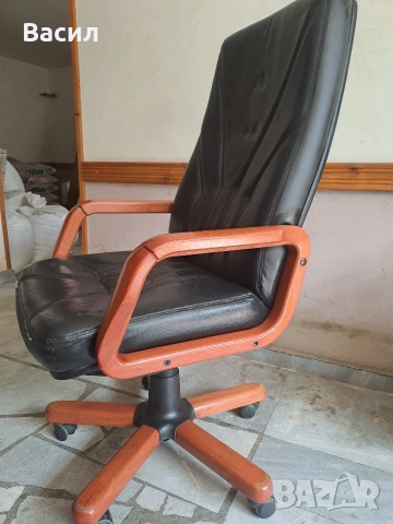 Голям офис стол , снимка 3 - Столове - 54098251