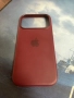 Оригинален силиконов кейс Apple BURGUNDY - за iPhone 17/18 Pro, снимка 3