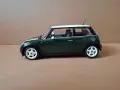 Mini Cooper 2001 на Kyosho 1:18, снимка 3