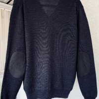 Пуловер V-деколте 100% меринос Италия, снимка 5 - Пуловери - 42549869