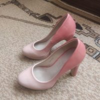 Дамски обувки с ток, снимка 1 - Дамски ежедневни обувки - 42820630