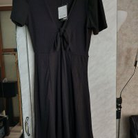 Нова черна рокля , снимка 1 - Рокли - 40093236