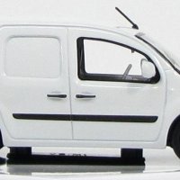 Renault Kangoo ZE 2011 - мащаб 1:43 на Norev моделът е нов в кутия, снимка 3 - Колекции - 42822574