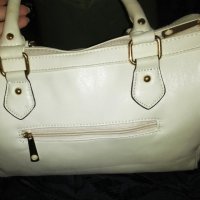 🌼🍀🌼Дамска нова стилна чанта от мека кожа в цвят ''крем'', подходяща за поводи!🌼🍀🌼, снимка 2 - Чанти - 30354113