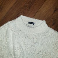 Пуловер бял сърца, снимка 2 - Блузи с дълъг ръкав и пуловери - 31762661