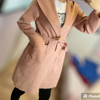 Тънко палто с качулка цвят пудра , снимка 3 - Палта, манта - 44569305