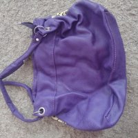 нова дамска чанта в лилаво , снимка 3 - Чанти - 44177218