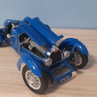  Bugati type "59" 1:18 Burago , снимка 5 - Колекции - 44217660