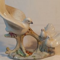 Порцеланова фигурка гълъби , снимка 1 - Колекции - 40490032