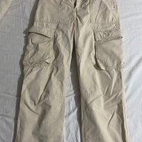 Панталон карго Bershka, снимка 1 - Панталони - 44215761