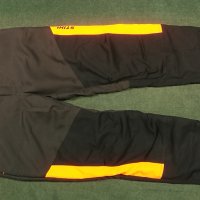 STIHL Chainsaw Protective Pants Work Wear размер M - L работен панталон със защита от срязване W1-14, снимка 1 - Панталони - 40100513