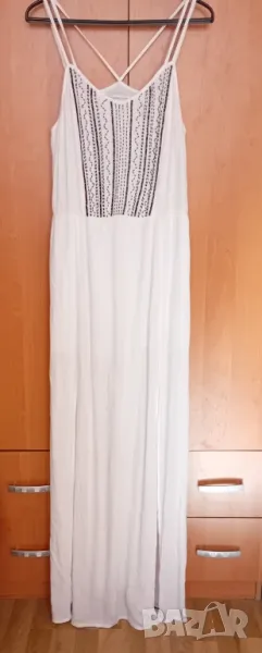 Бяла рокля с цепки , снимка 1