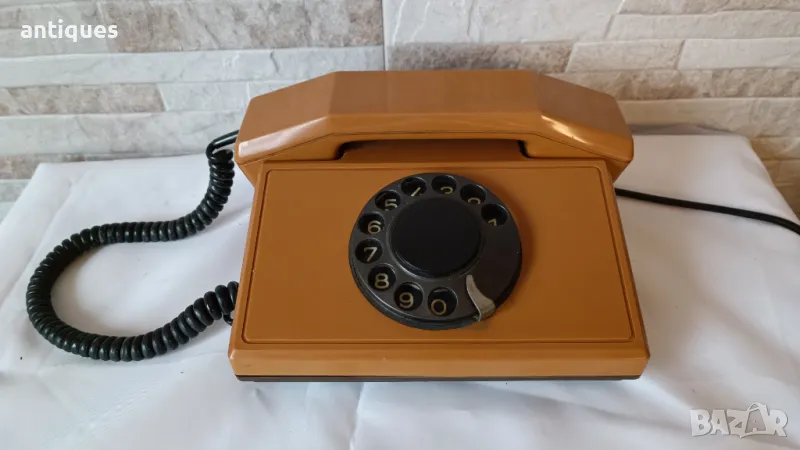 Стар български телефон със слушалка - РЕСПРОМ - 1990г., снимка 1