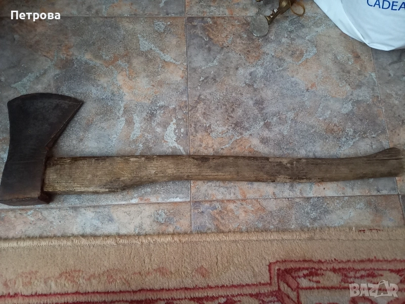 Стара брадва, снимка 1