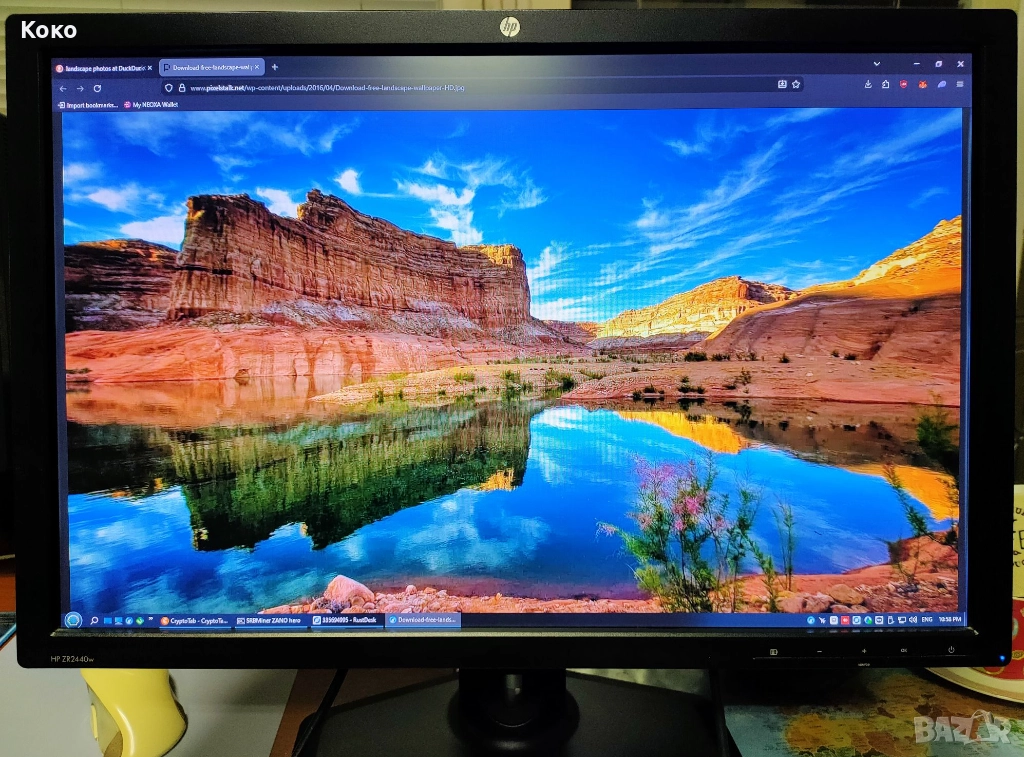 Монитори 24 инча HP ZR2440w, снимка 1