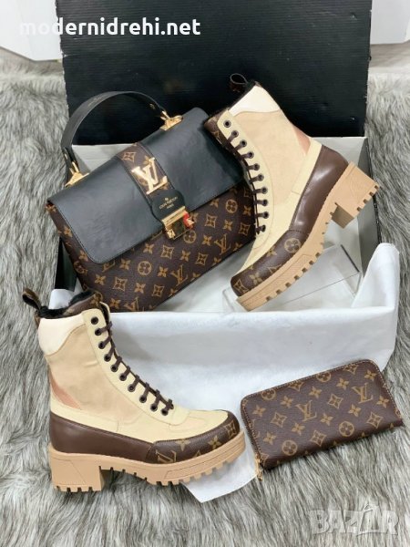 Дамска чанта портфейл и боти Louis Vuitton код 18, снимка 1