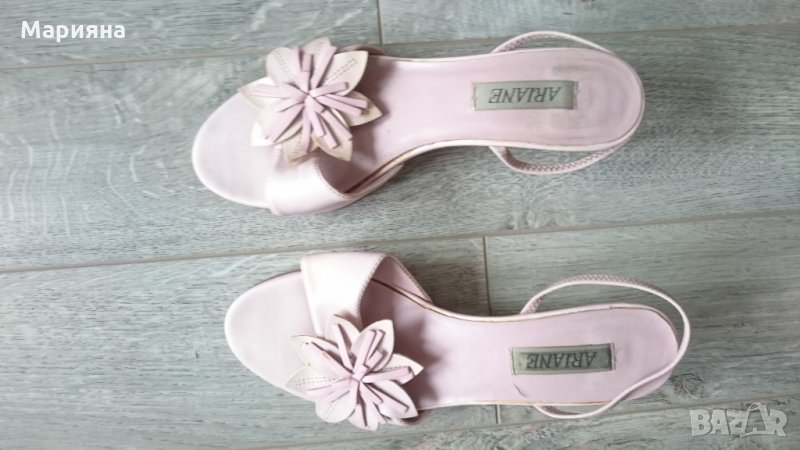 Розови сандалки, снимка 1
