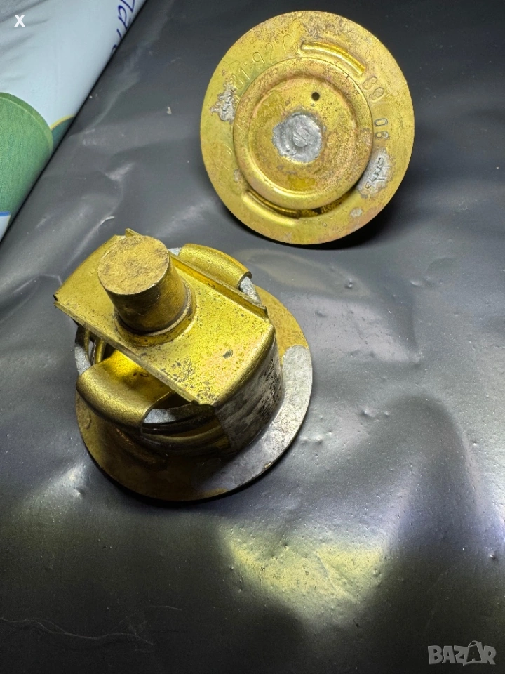 ТЕРМОСТАТ МОСКВИЧ 412 НОВ ОРИГИНАЛЕН, снимка 1