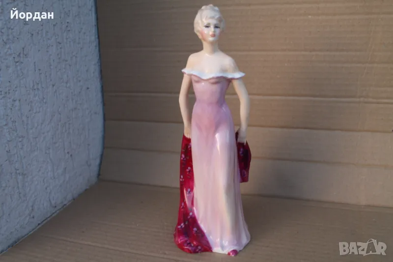 Англииска порцеланова фигурка ''Francesch'', снимка 1