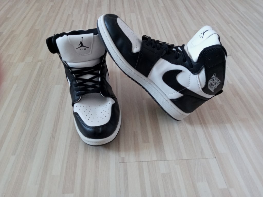 Високи кецове Nike Air Jordan 41 номер в Спортни обувки в гр. Ловеч -  ID36674196 — Bazar.bg