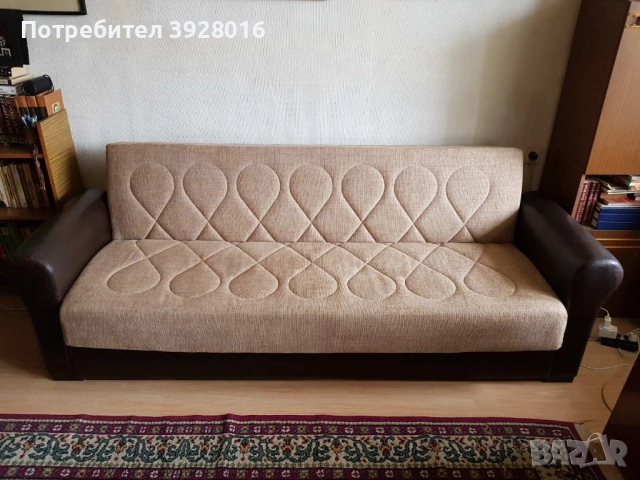 Разтегателен диван клик-кларк с подракла и подлакътници еко кожа