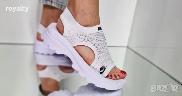 Nike дамски бели сандали , снимка 8 - Сандали - 50394227