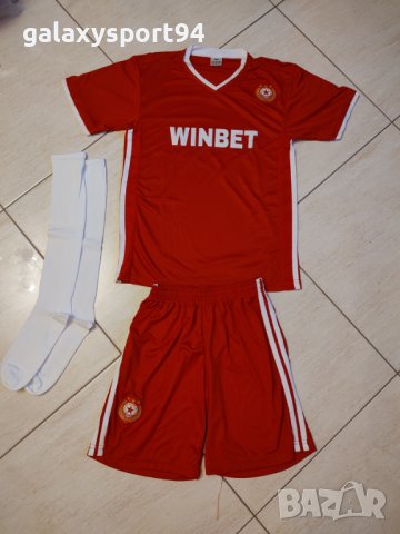 ПОДАРЪК 2ра топка Детски Екип САЛАХ Ливърпул /Шапка/Калци /Топка, снимка 9 - Футбол - 37332526