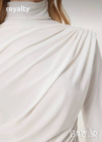 Бяла Дамска Блуза , снимка 3 - Блузи с дълъг ръкав и пуловери - 52884459