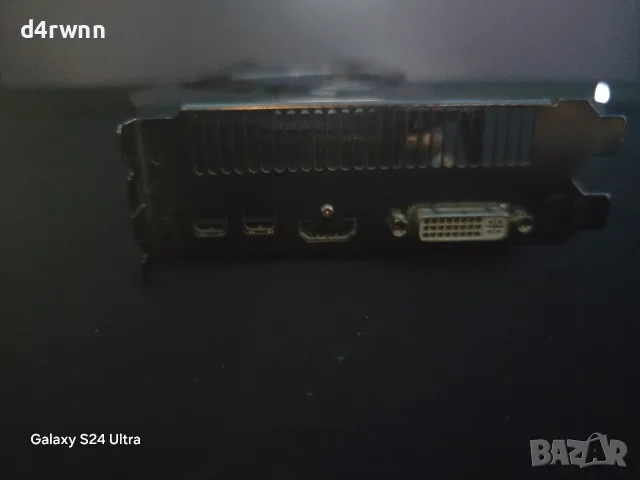 видео карта Sapphire Radeon HD 7950 OC Edition, снимка 3 - Видеокарти - 56056369