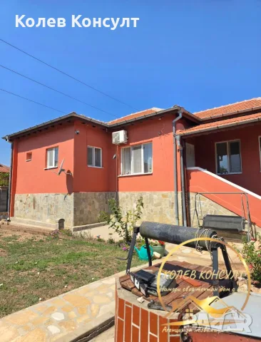 Къща село Лозен , снимка 2 - Къщи - 55809144