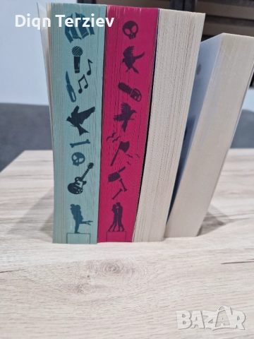 Продавам книги, снимка 4 - Художествена литература - 51877223