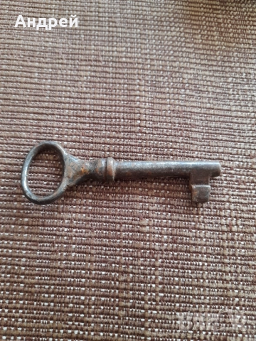 Стар метален ключ #16