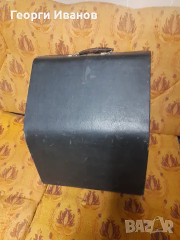 Продавам Акордеон Велтмайстер 40 Баса, снимка 2 - Акордеони - 48395669