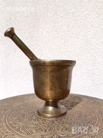 Бронзово , масивно хаванче ( 10 см ) с чукало 16 см. 