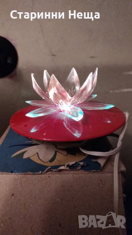 СССР Стара Красива Нощна Лампа Лилия Различни Цветове , снимка 2 - Антикварни и старинни предмети - 40485094