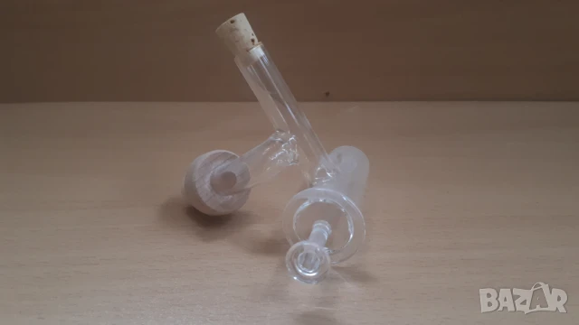 Стъклена тапа за бутилки, която изглежда като спринцовка, снимка 4 - Декорация за дома - 51140470