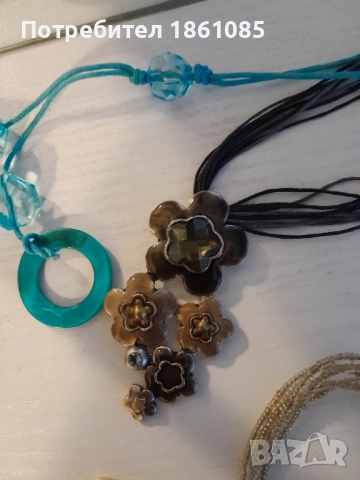 Лот от четири огърлици, снимка 3 - Колиета, медальони, синджири - 52015305